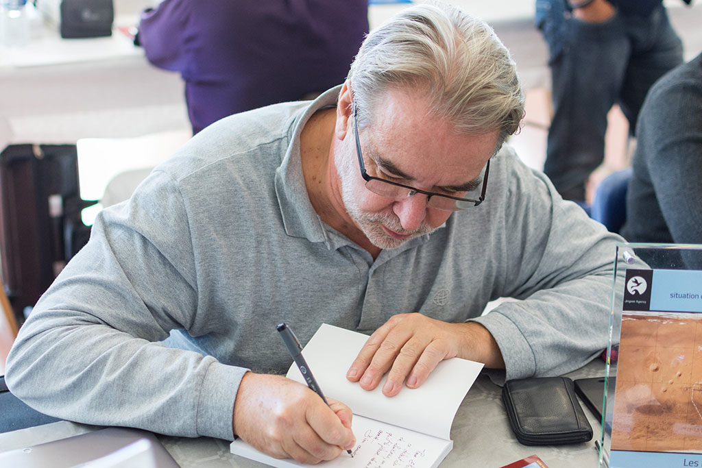 L'auteur en dédicace