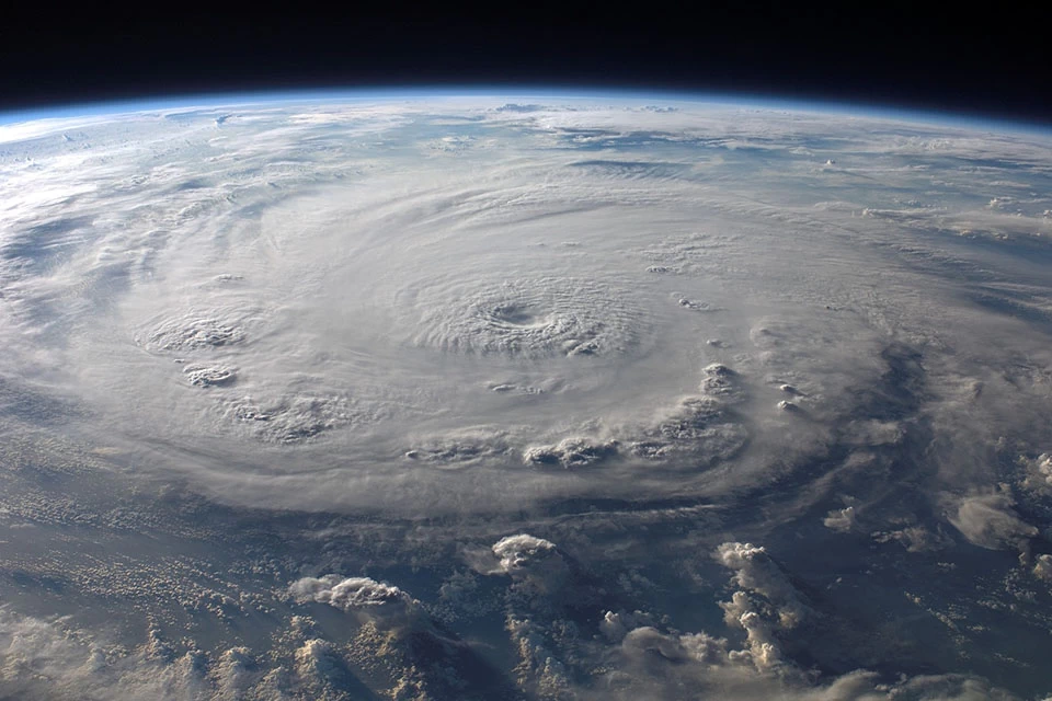 Spirale de nuages sur Terre