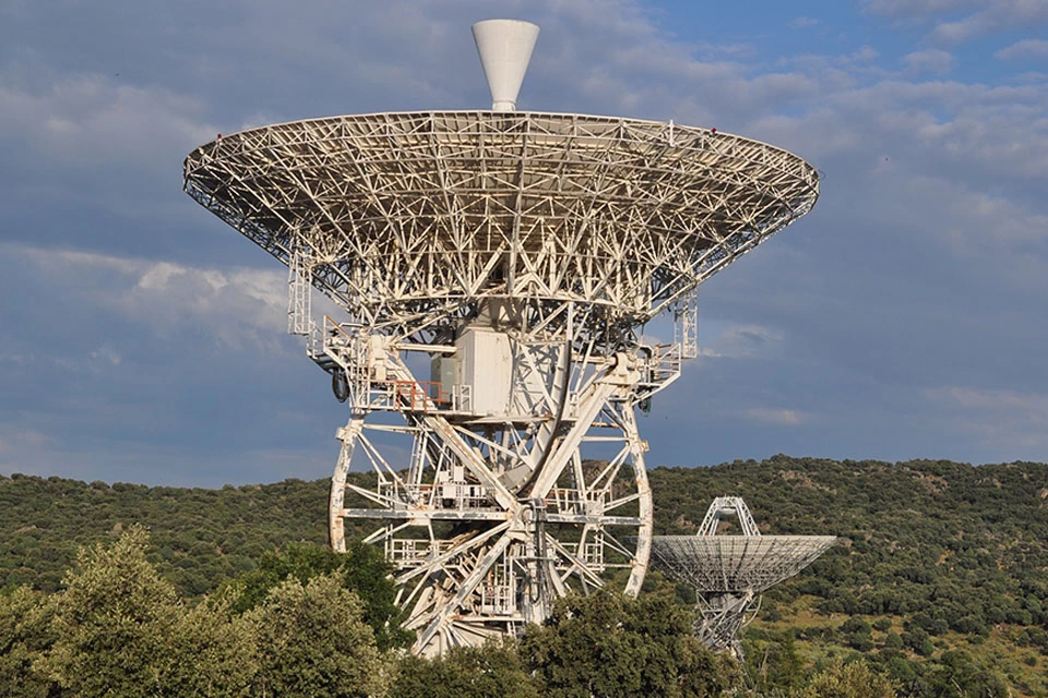 Poste d'écoute radio vers l'espace